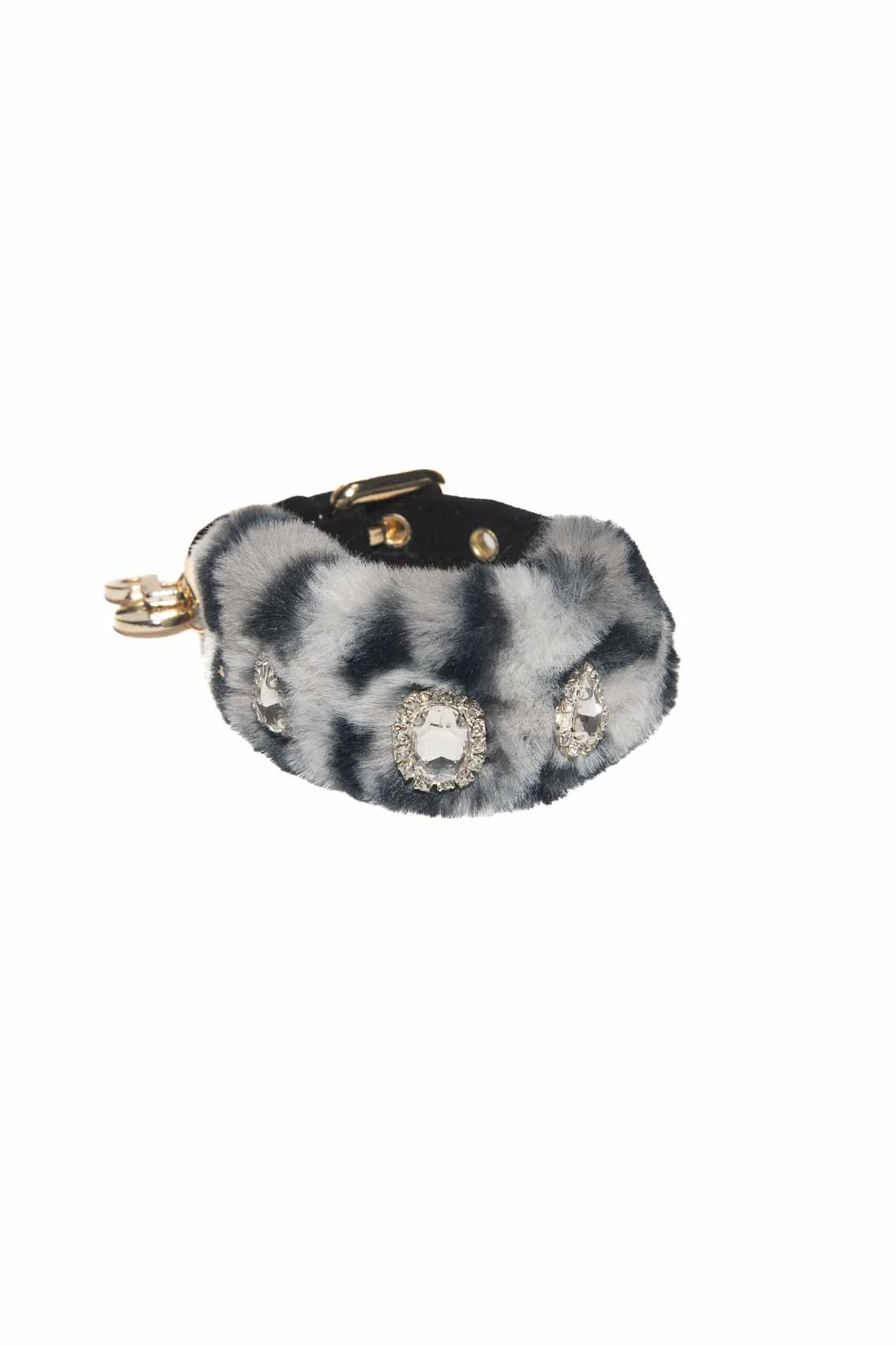 COLLAR IN SPOTTED FUR